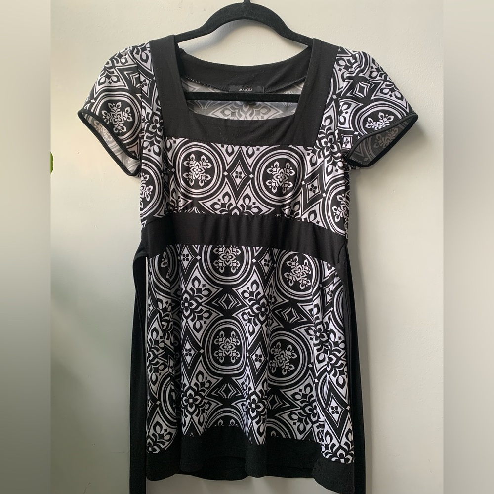 MAJORA short sleeve top